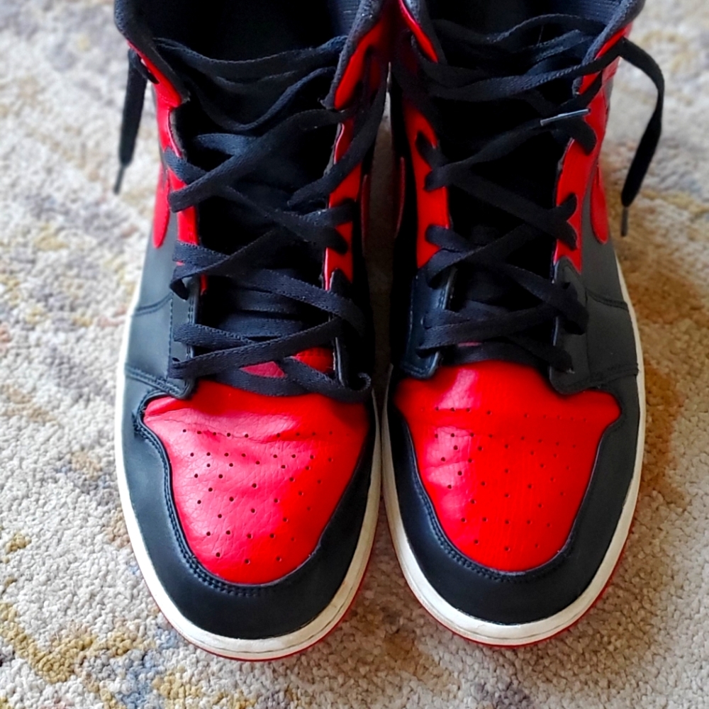 Jordan 1 Mid "Banned" Classic Red Black Men's